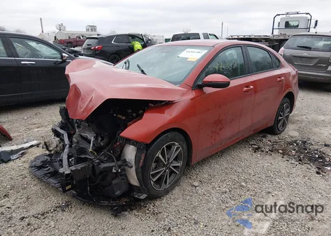 2022 Kia Forte Lxs z USA, uszkodzony, nr VIN 3KPF24AD5NE486476